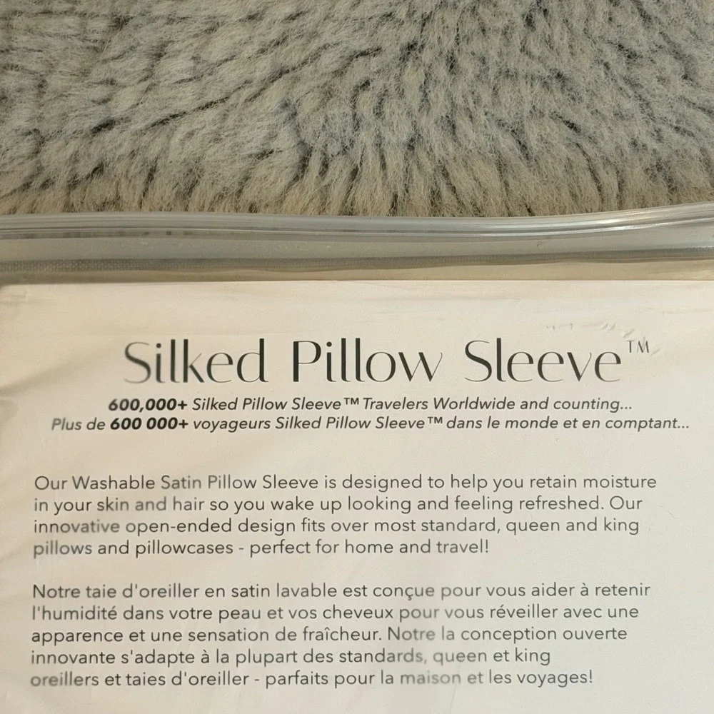 Silked‎ Satin Travel Pillow Sleeve Cream Gold Hair Skin Care FabFitFun New